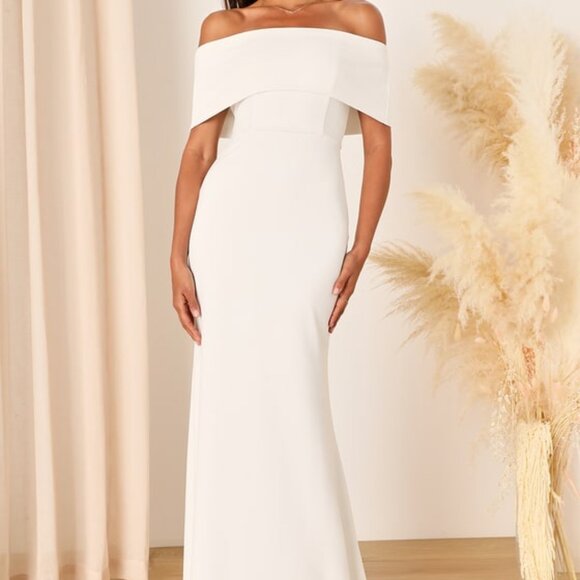 Lulus Dresses & Skirts - NEW WITH TAGS Lulus White Off-shoulder Maxi Dress - Size M